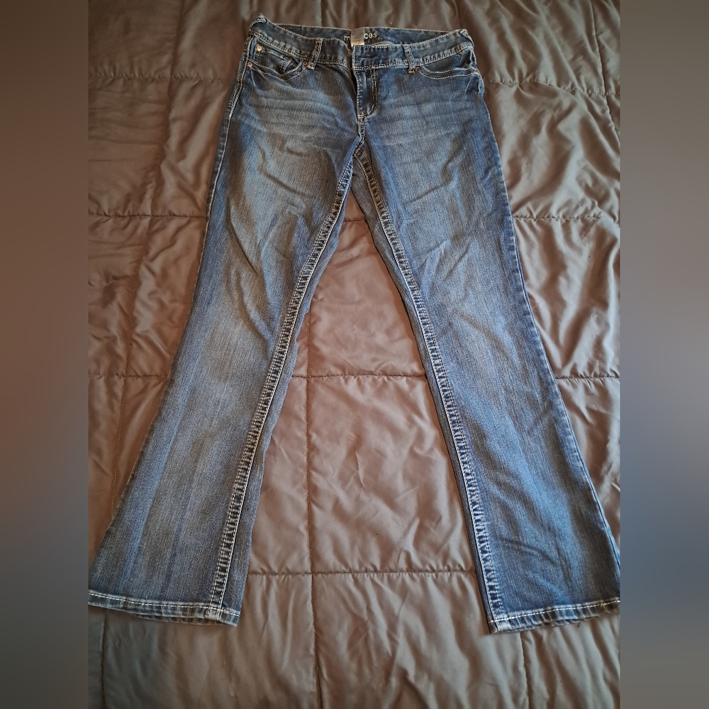 Maurices slimboot jeans